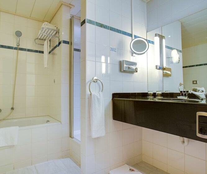 סוויטת ג'וניור, Radisson Blu Hotel Amsterdam Airport, Schiphol