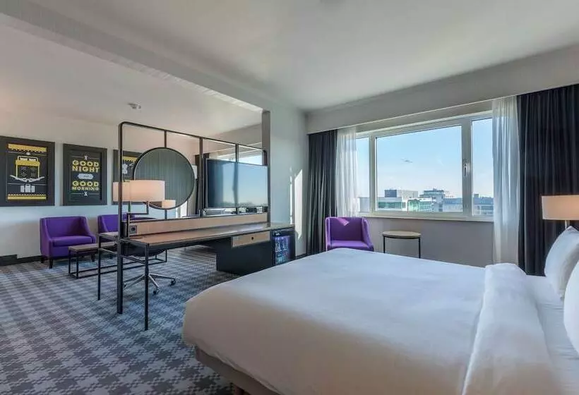 Sviitti, Radisson Blu Hotel Amsterdam Airport, Schiphol