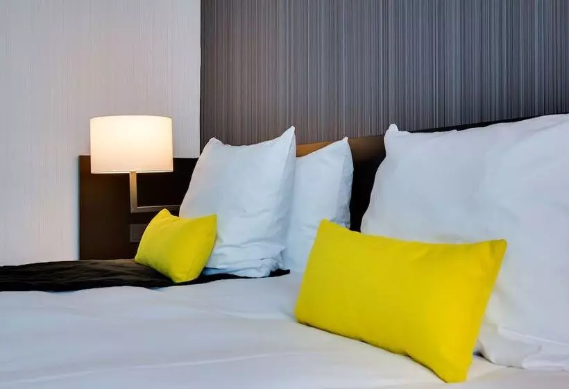 Sviitti, Radisson Blu Hotel Amsterdam Airport, Schiphol