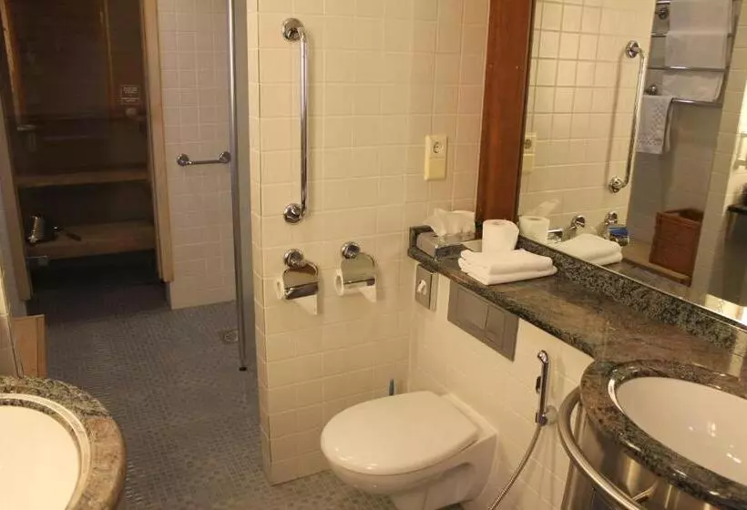 سوییت جونیور, Santa S Hotel Santa Claus