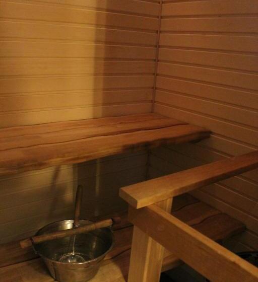 جناح جونيور, Santa S Hotel Santa Claus