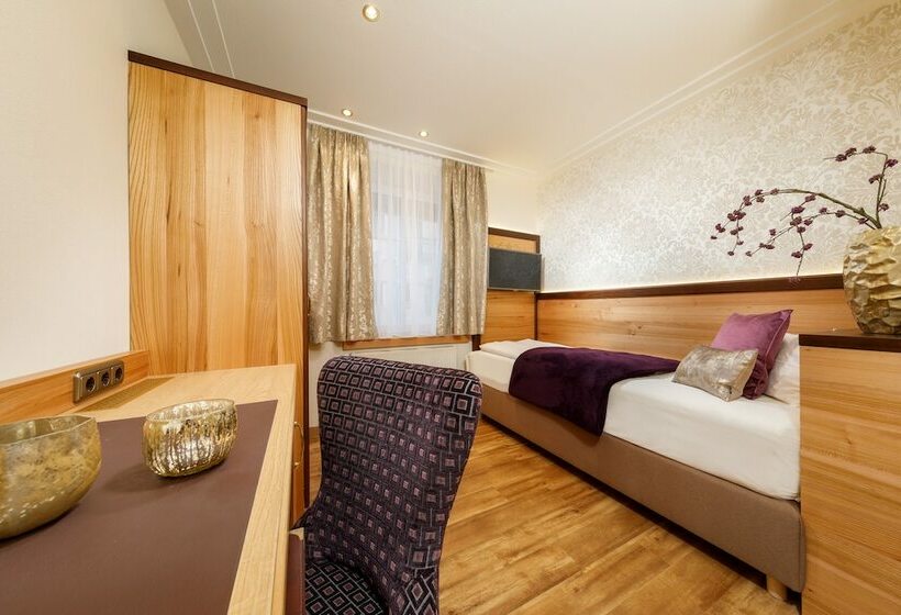 اتاق کلاسیک یک تخته, Schlosskrone