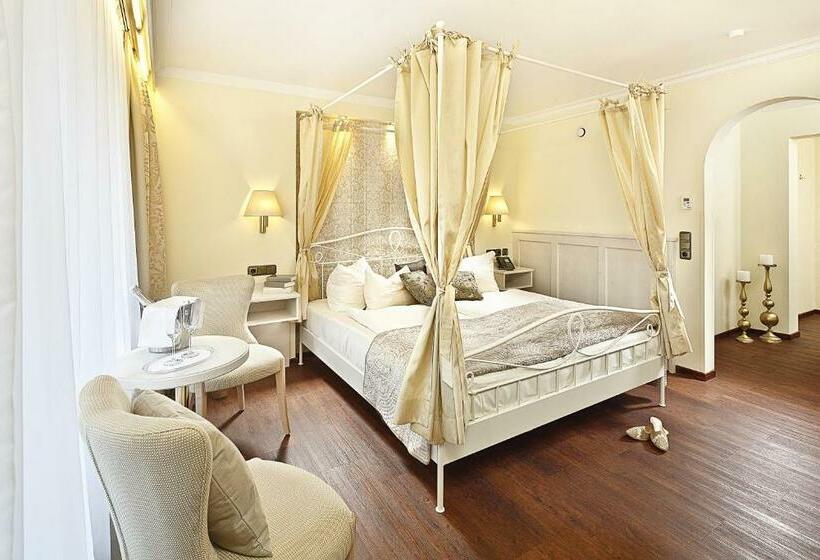 اتاق راحتی, Schlosskrone