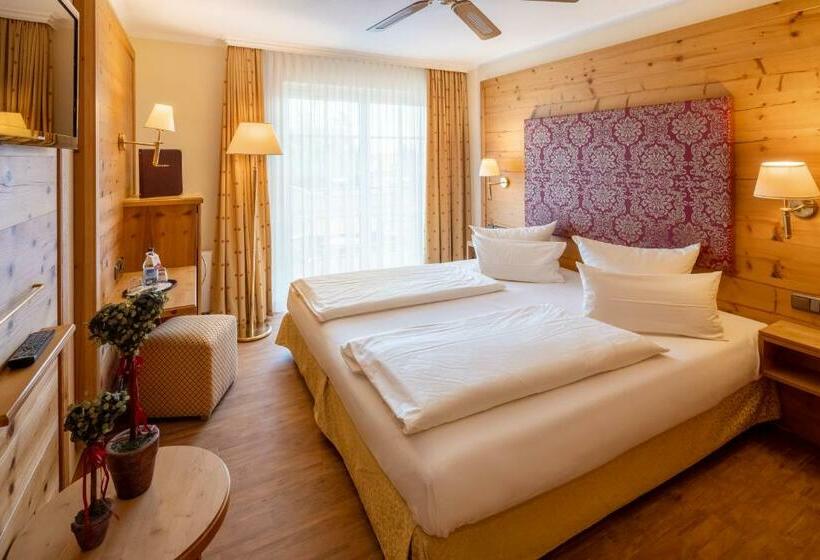 اتاق راحتی, Schlosskrone