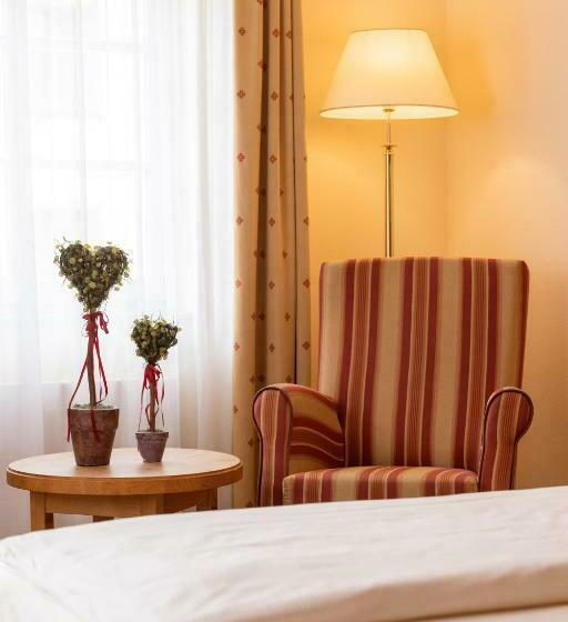 اتاق راحتی, Schlosskrone