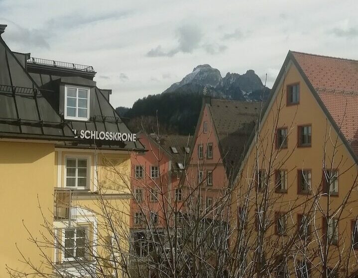 اتاق راحتی, Schlosskrone