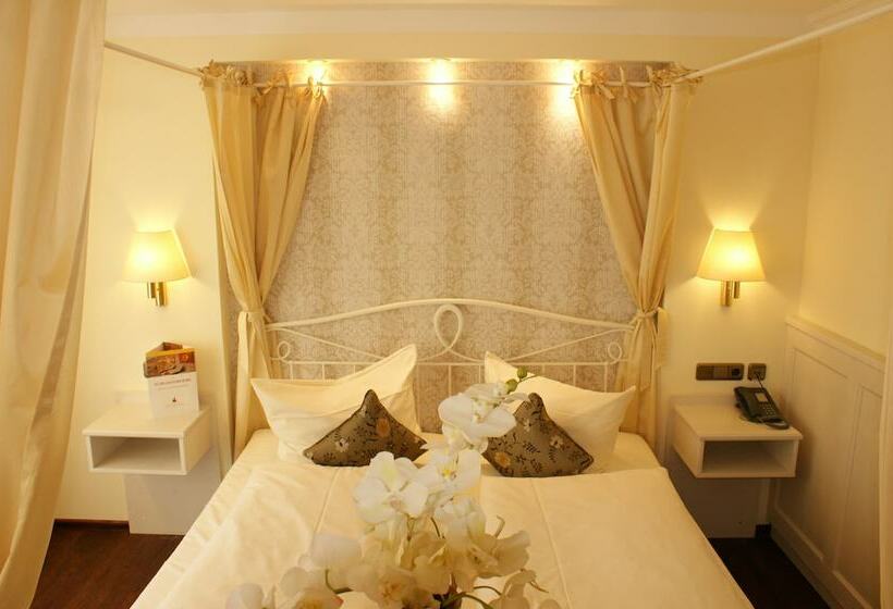 اتاق راحتی, Schlosskrone