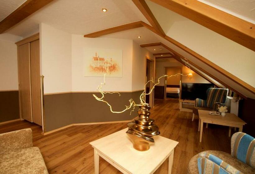 سوییت, Schlosskrone