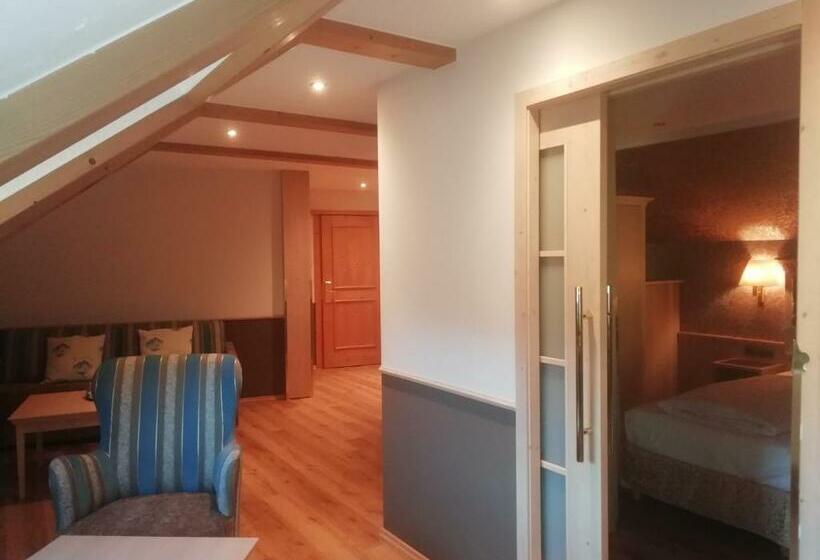 سوییت, Schlosskrone