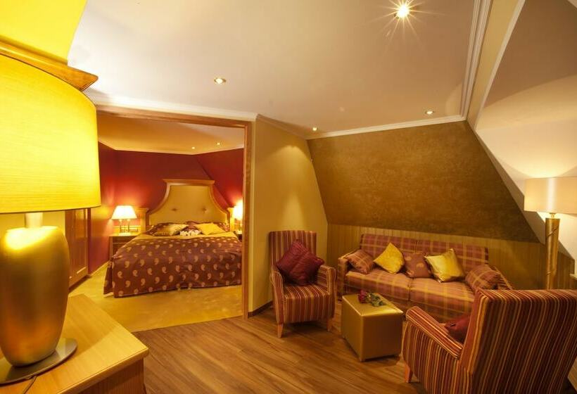 سوئیت رویال, Schlosskrone