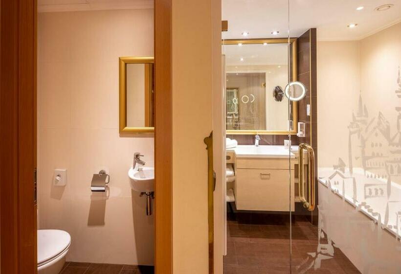 اتاق لوکس چهار تخته, Schlosskrone