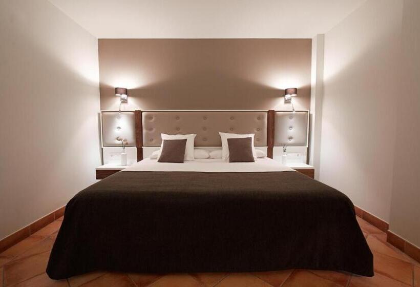 Superior Room with Terrace, Torremirona Golf & Spa