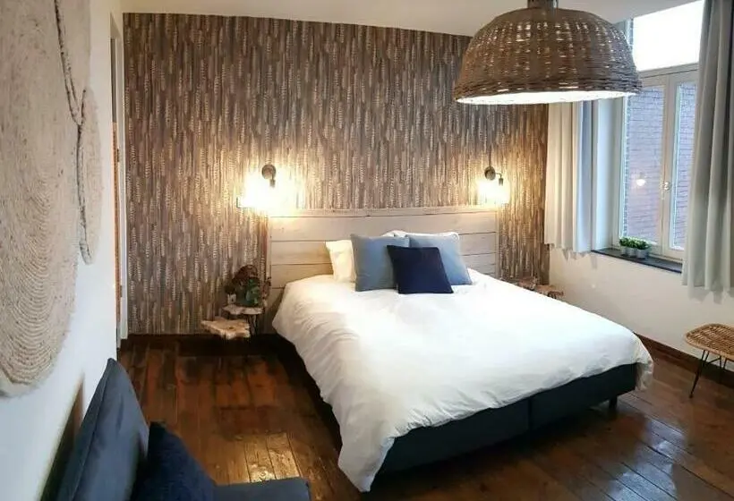 デラックスルーム, Anthos B&b
