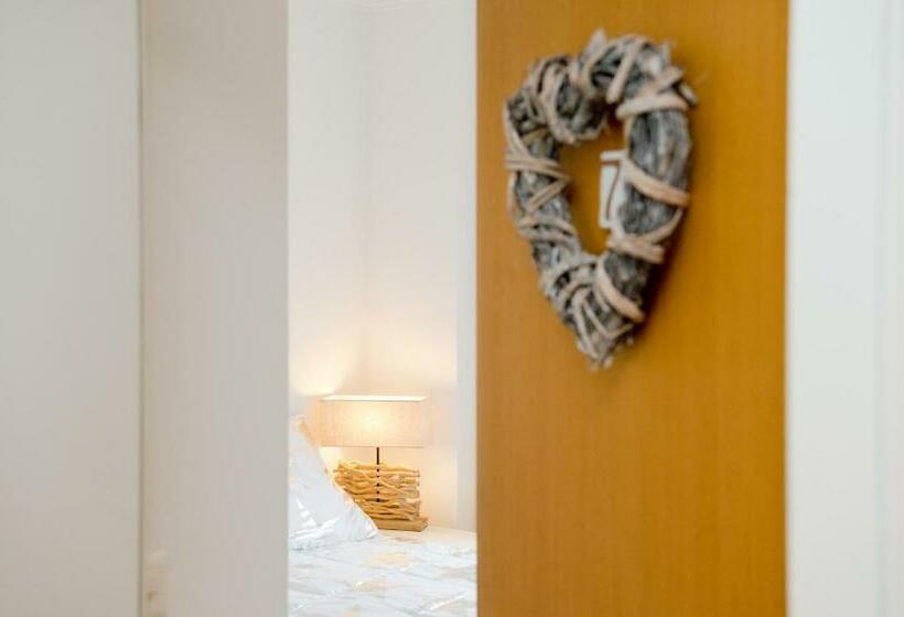 バルコニー付きスタンダードルーム, Bellevue