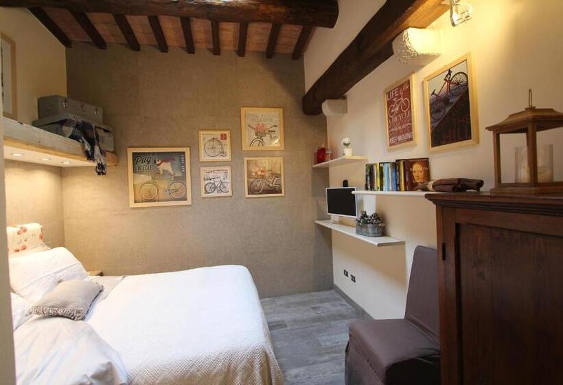 آپارتمان 1 خوابه با چشم‌انداز, Eremo Delle Fate