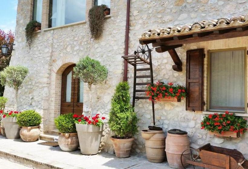 آپارتمان 2 خوابه, Eremo Delle Fate