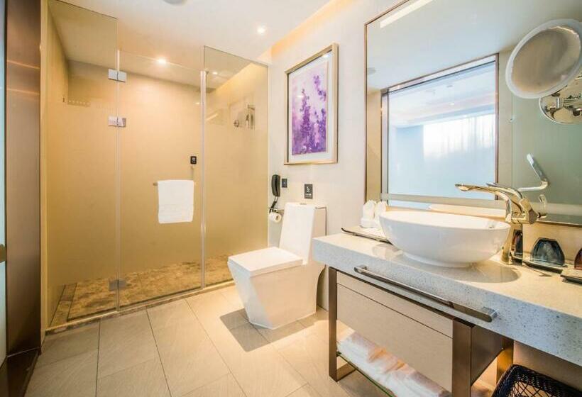 Люкс Повышенной Комфортности, Lavande Hotels·zhuhai Qinglv Middle Road Opera House