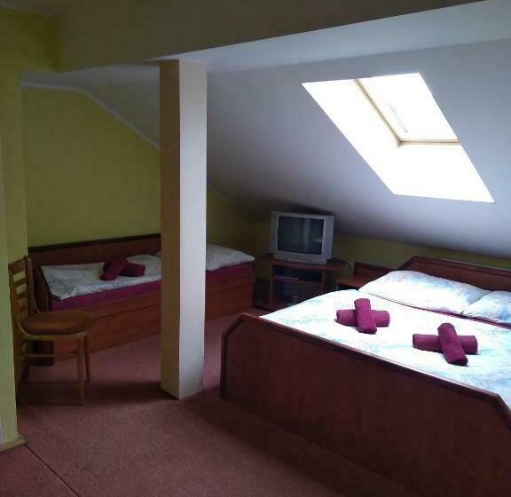 חדר סטנדרט לשלושה, Penzión Elizabetha