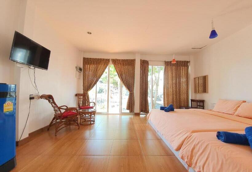 4인용 스탠다드 룸, Benjaporn Bungalow