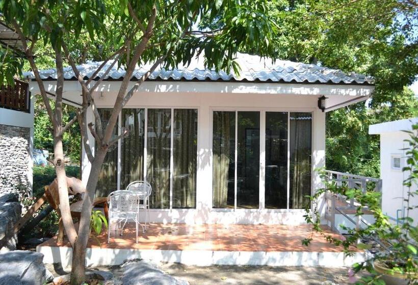 4인용 스탠다드 룸, Benjaporn Bungalow