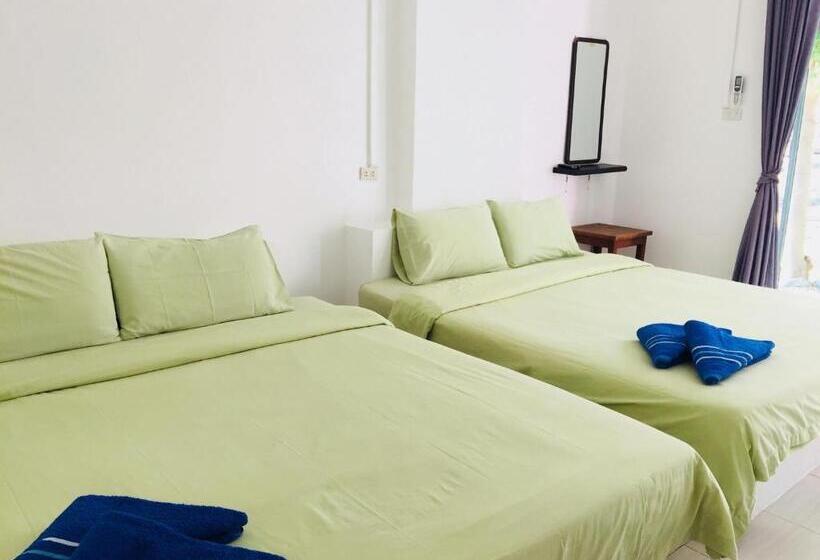 4인용 스탠다드 룸, Benjaporn Bungalow