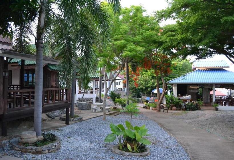 패밀리 방갈로, Benjaporn Bungalow