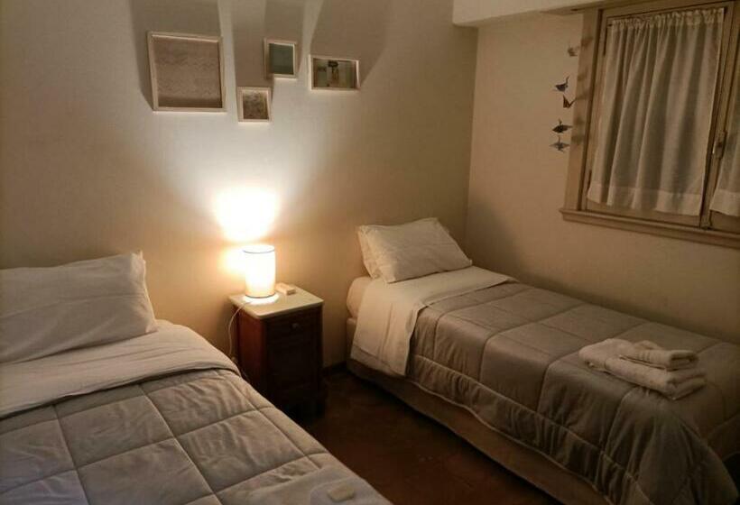Quarto Estandar, Casa Nanet