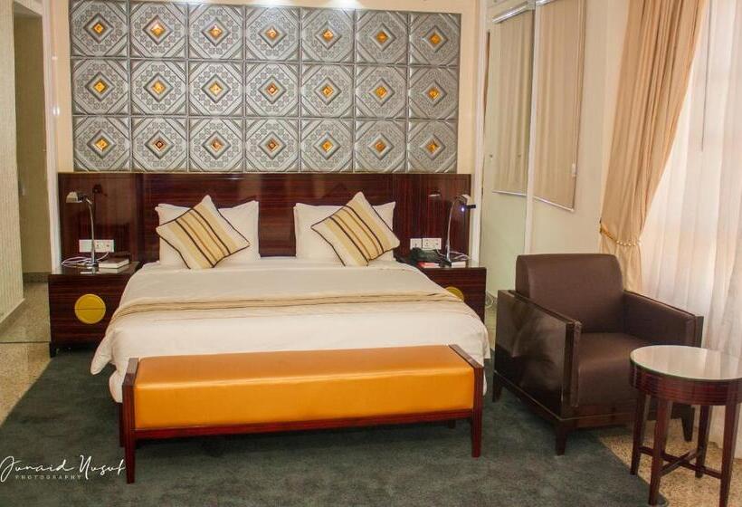 سوئیت پرزیدنت, Conference Hotel , Abeokuta