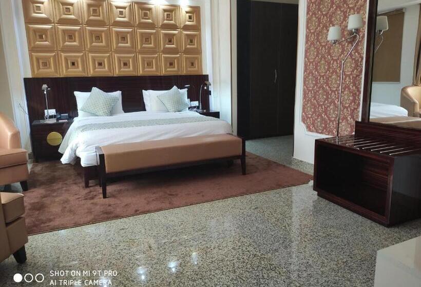 سوئیت پرزیدنت, Conference Hotel , Abeokuta