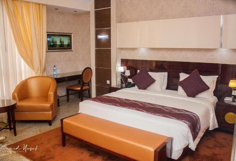 اتاق لوکس, Conference Hotel , Abeokuta