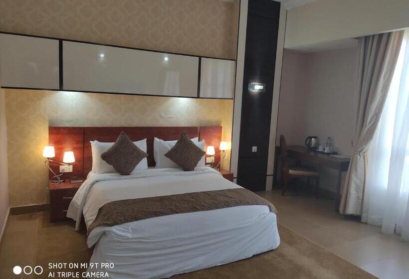 اتاق لوکس, Conference Hotel , Abeokuta