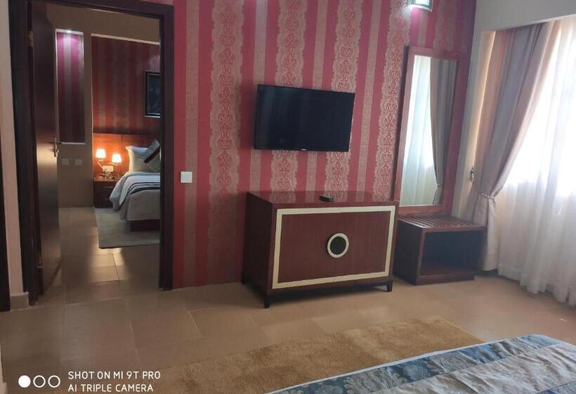 اتاق لوکس, Conference Hotel , Abeokuta