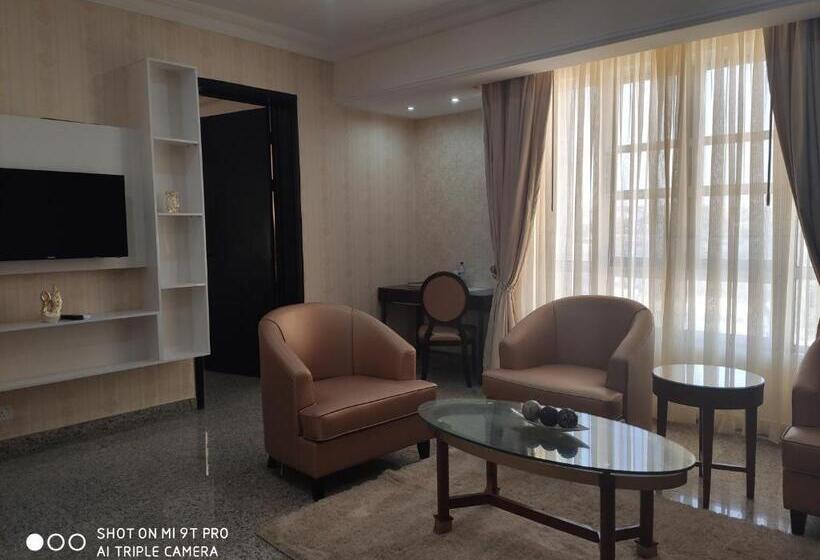 اتاق لوکس, Conference Hotel , Abeokuta