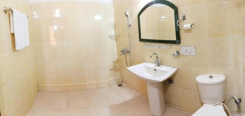 Номер Deluxe с Балконом, Jaishnavi Homestay  Mukteshwar