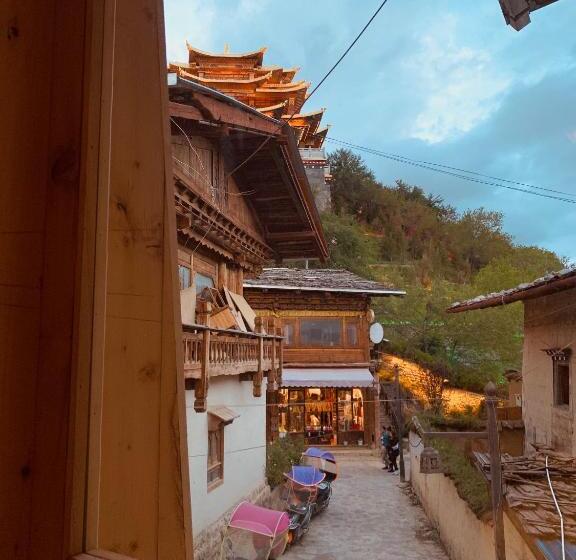 エクゼクティブスイート, Shangri La Xiangye Listen To The Rain