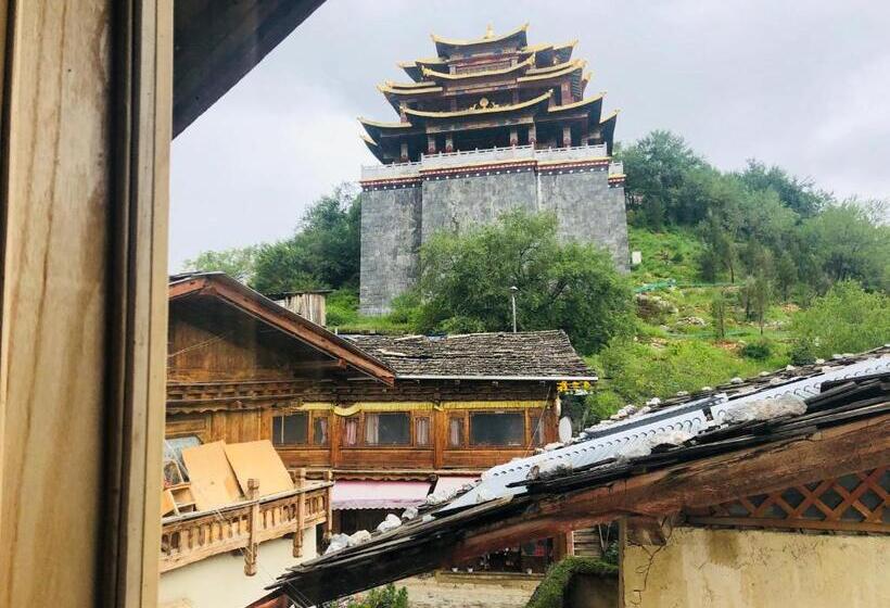 ハイドロマッサージバス付きスイート, Shangri La Xiangye Listen To The Rain