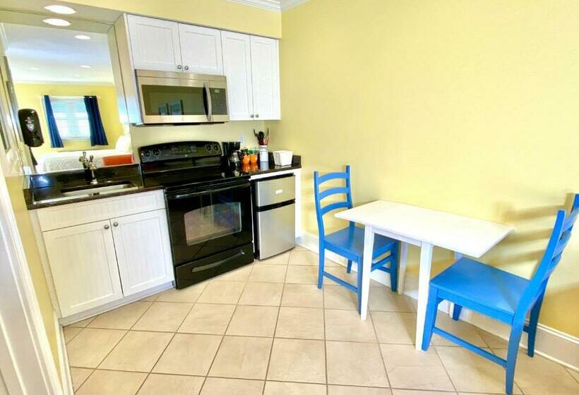 Люкс, Island Inn Of Atlantic Beach