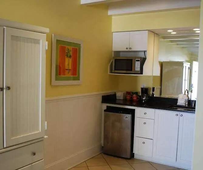 スイート, Island Inn Of Atlantic Beach