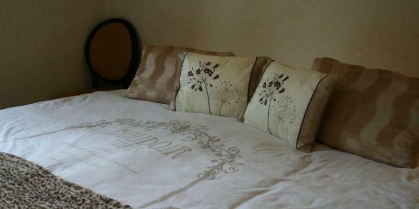 غرفة قياسية, The Angel Inn