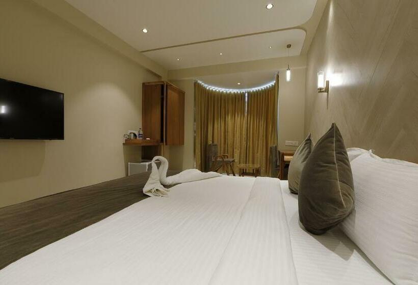 バルコニー付きデラックスルーム, Artilla Inn