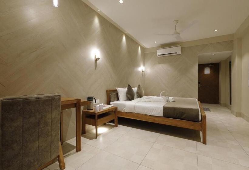 バルコニー付きデラックスルーム, Artilla Inn