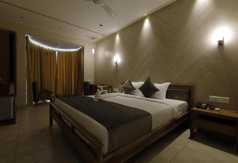 バルコニー付きデラックスルーム, Artilla Inn