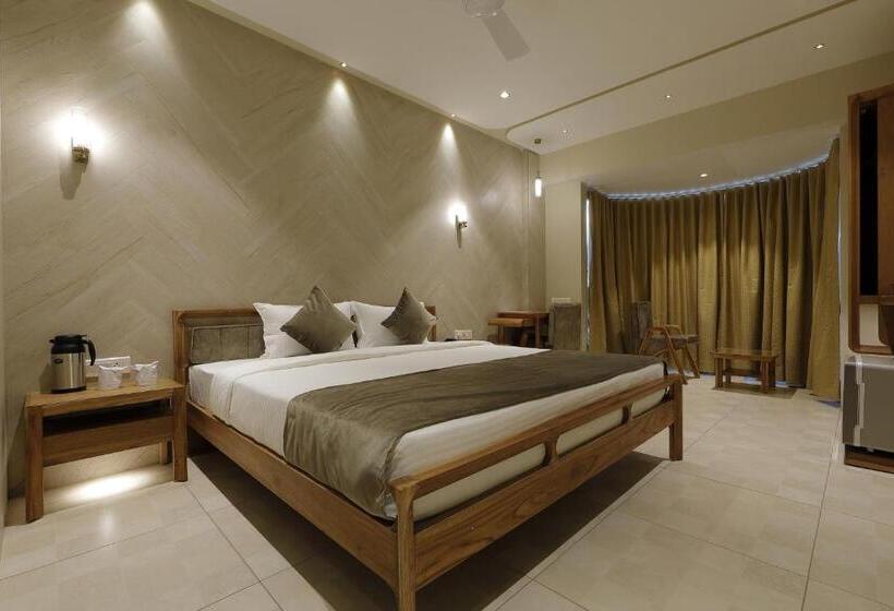 バルコニー付きデラックスルーム, Artilla Inn