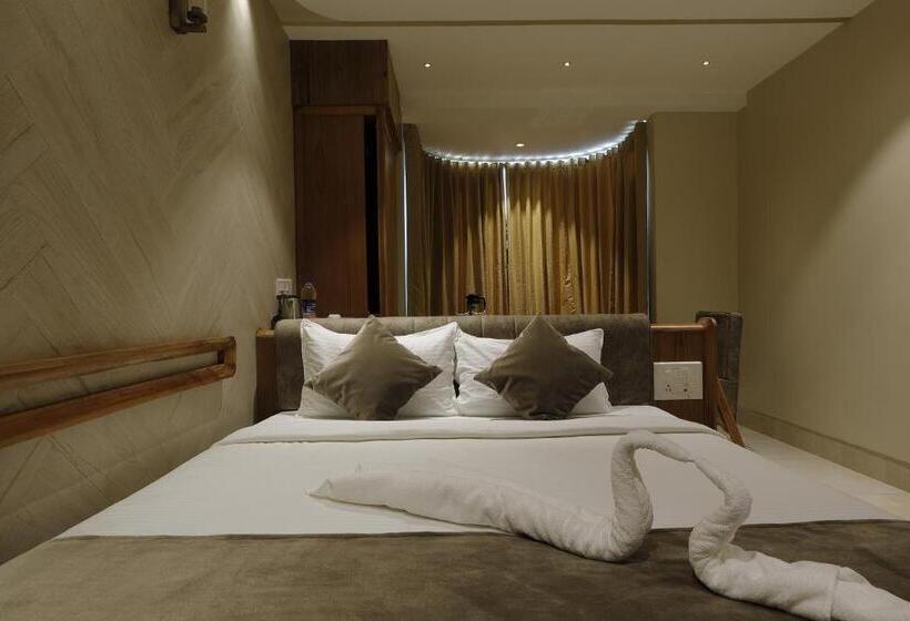 デラックスルーム, Artilla Inn