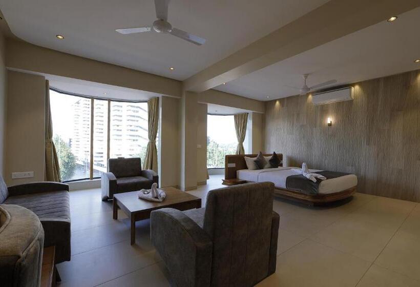 キングサイズベッドのスタンダードルーム, Artilla Inn