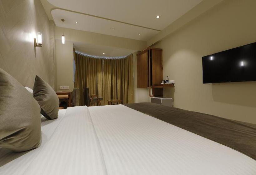 バルコニー付きデラックスルーム, Artilla Inn