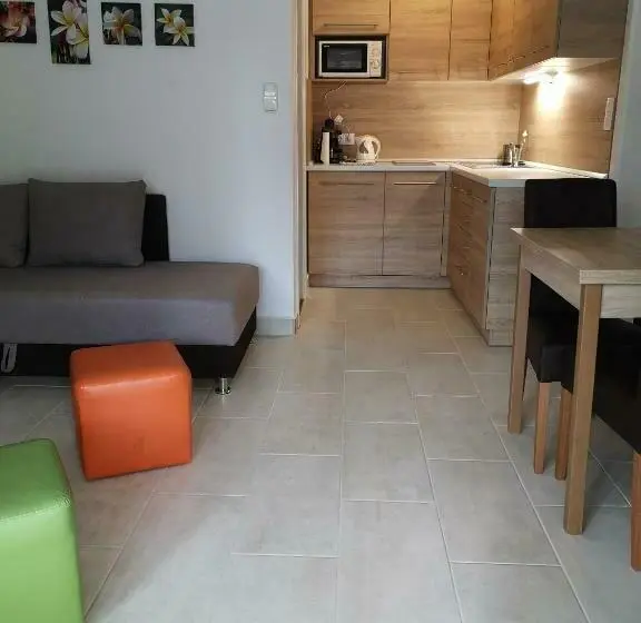 2ベッドルームアパートメント, Balaton Apartman Füred