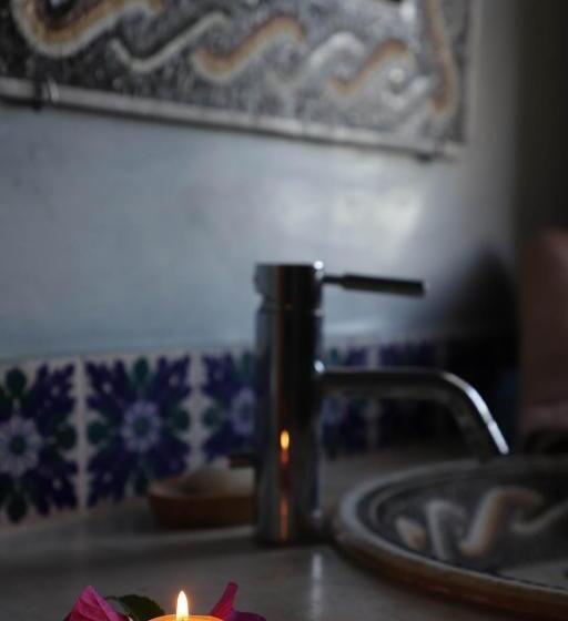 استودیو خانوادگی, Dar El Jerbi