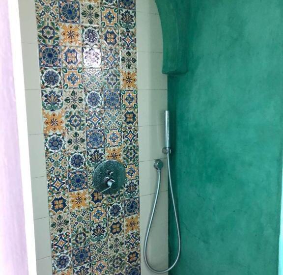 اتاق استاندارد چهار تخته, Dar El Jerbi