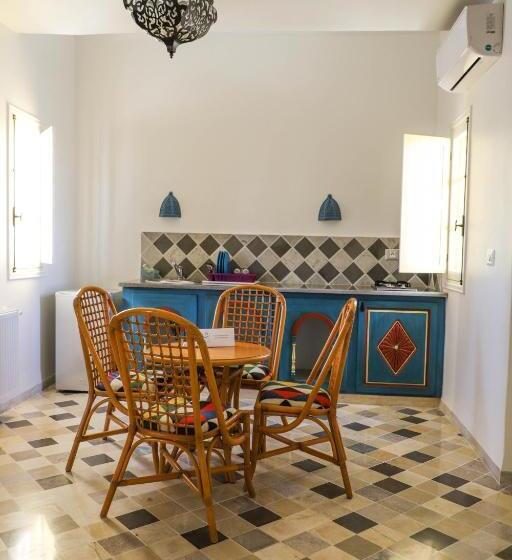 استودیو خانوادگی, Dar El Jerbi